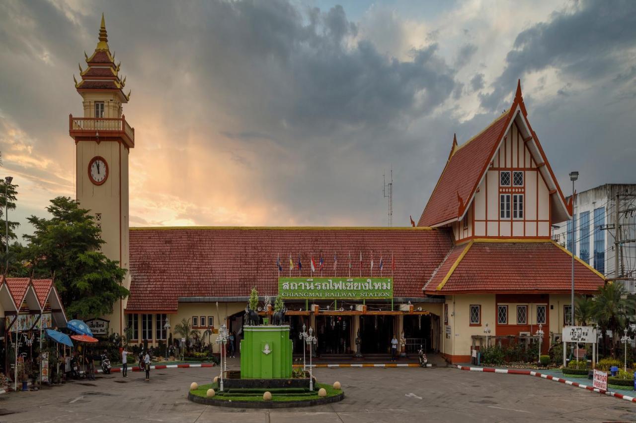 Oyo 673 Nice Sleep Box Hotel Chiang Mai Eksteriør bilde
