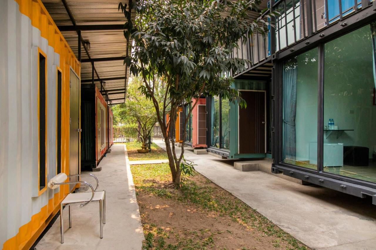 Oyo 673 Nice Sleep Box Hotel Chiang Mai Eksteriør bilde