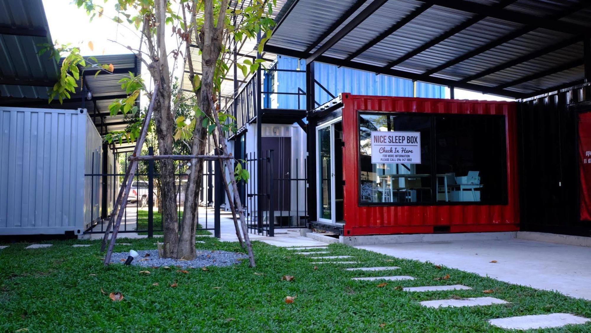 Oyo 673 Nice Sleep Box Hotel Chiang Mai Eksteriør bilde
